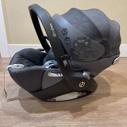 Infant Car Seat CYBEX Cloud Q. Grey Color 