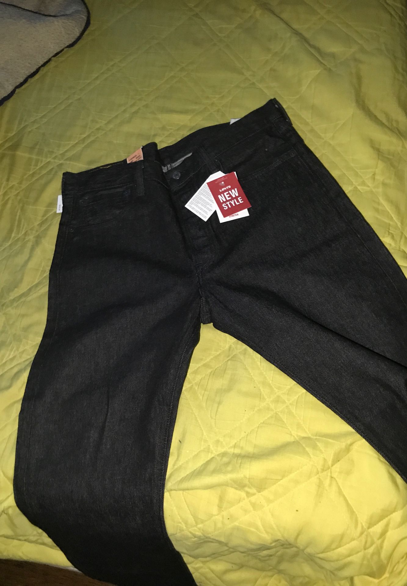 Levi pants *brand new never used”
