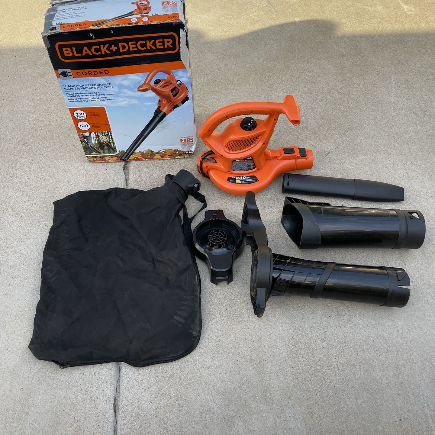 Black & Decker BV4000 Leaf Hog 12 Amp Electric Blower/Vacuum for Sale in  Scottsdale, AZ - OfferUp