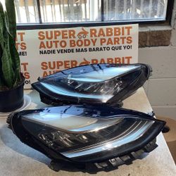 2017 Tesla Model 3 Y Headlight Pair Driver Passenger 2020