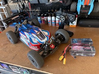 Arrma Typhon TLR 6s & Hobbyplus CR18P crawler