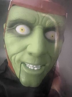 GEMMY HALLOWEEN SCARY GLOBE WITH FRANKENSTEIN MONSTER! SCREAMS - EYES LIGHT UP AND HEAD MOVES! In Globe! PERFECT FOR HALLOWEEN