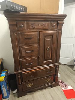 Armoire
