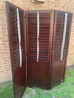 plantation shutter floor screen