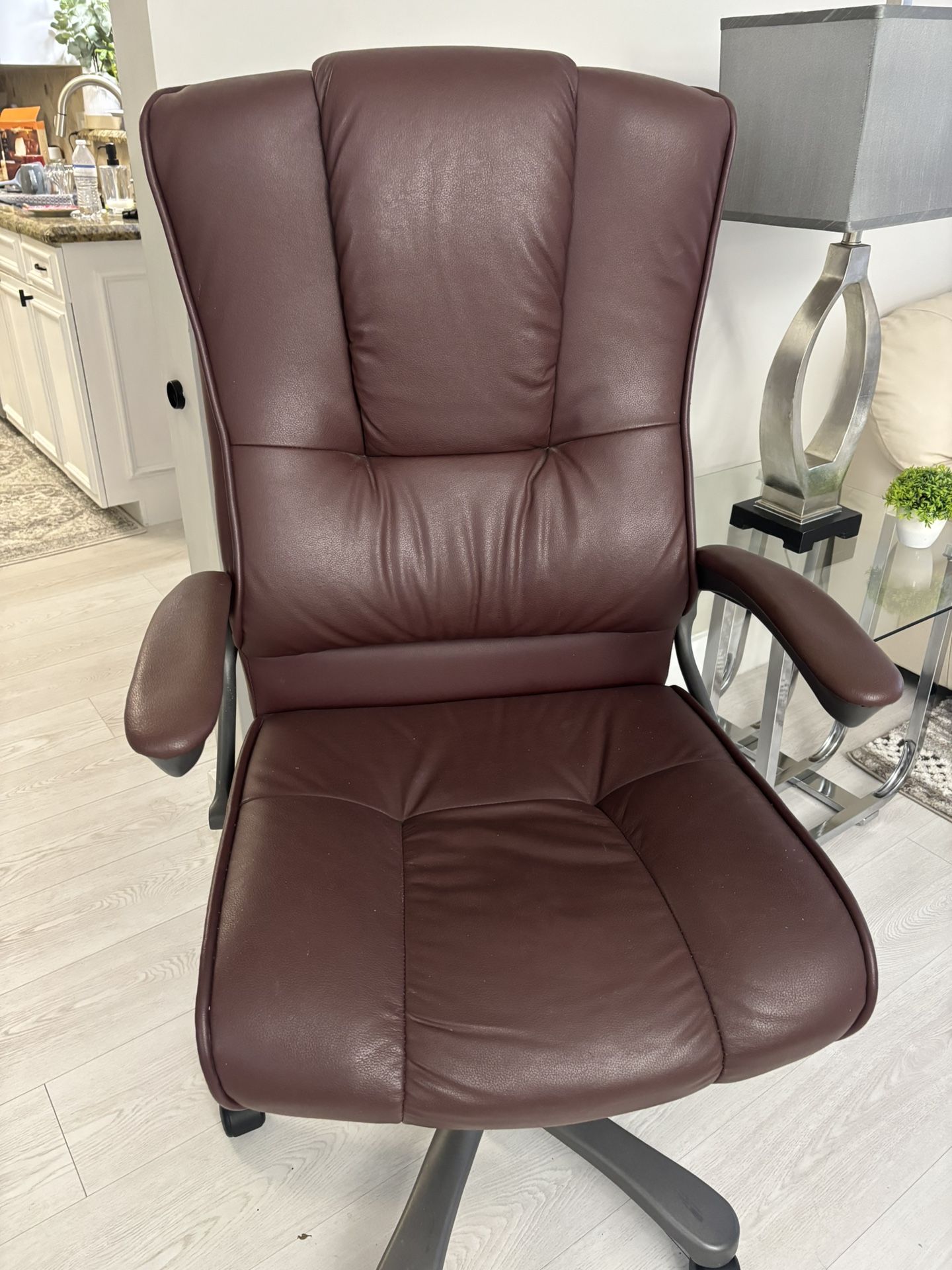 BURGUNDY LEATHER OFFICE CHAIR