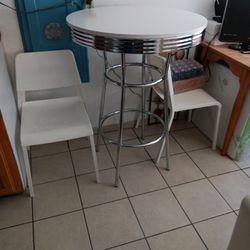 Tall Table With Stools 