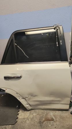 Toyota Four Runner 2015 ( Rear Door )