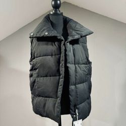 New Small Black Puffer Vest