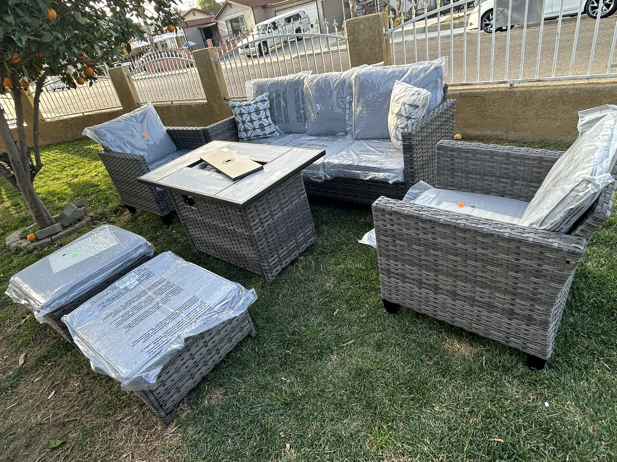 Patio Set Outdoor New In The Box