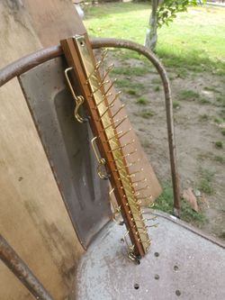 Tie n belt rack