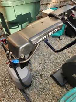 Heavy-Duty 12V Electric Vehicle Crane & Cargo Hoist – Bruno VSL-6000 Series Base

Great project piece for contractors, mechanics, woodworkers, hobbyis
