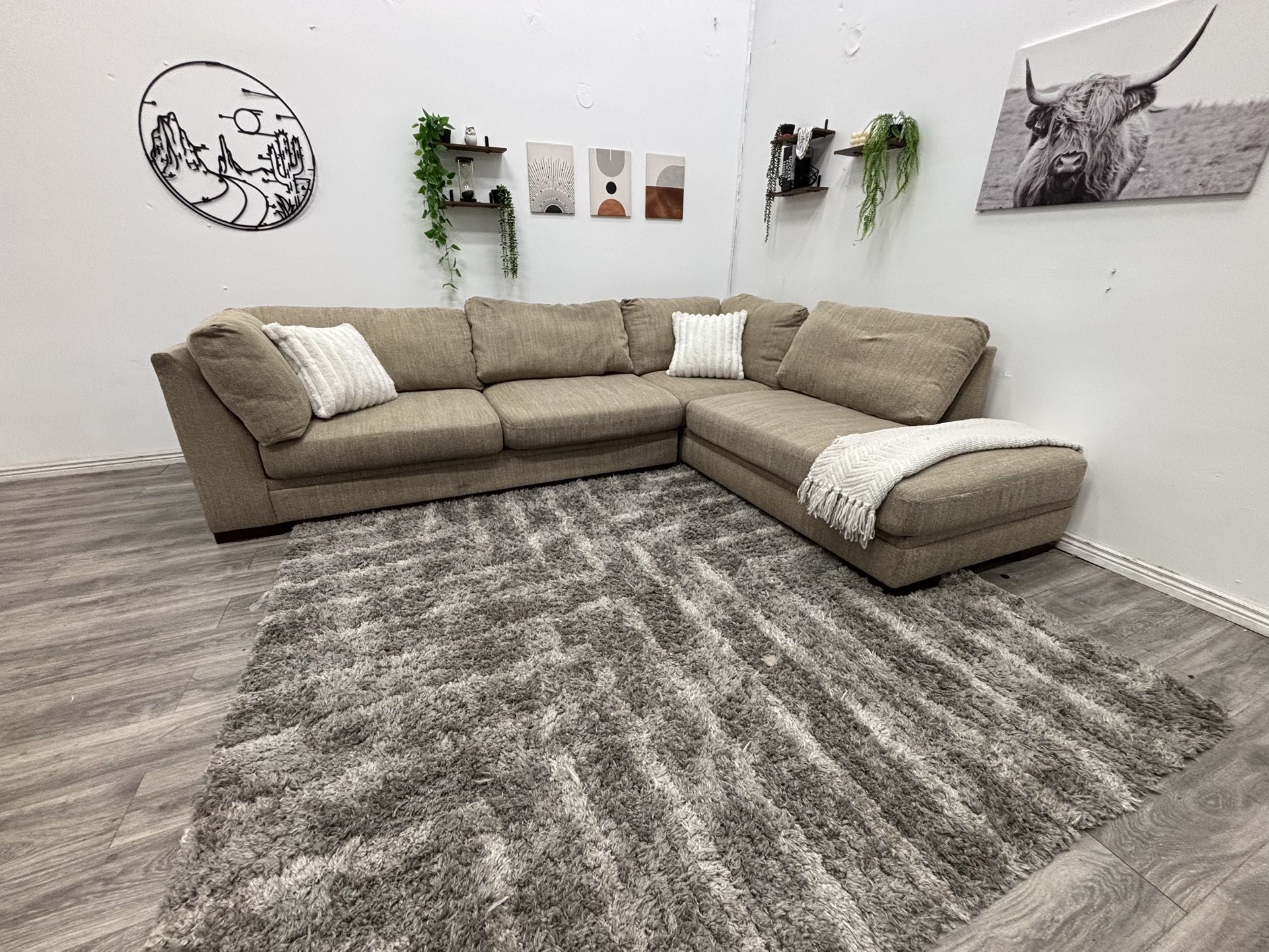 Sectional Couch - Free Delivery