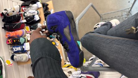 Jordan 5 alternate grape
