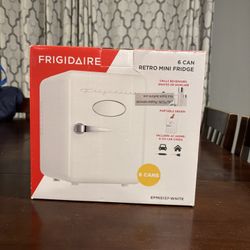 White Frigidaire Retro Mini Fridge  - New Open Box