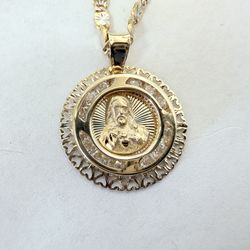 10K Sacred Heart Pendant