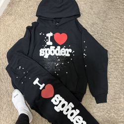 i heart sp5der sweat suit