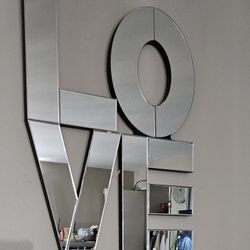 LOVE WALL MIRROR