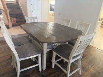 Ashley Furniture 7 piece Dining set