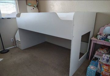 South Shore Mobby Twin Loft Bed with Stairs
