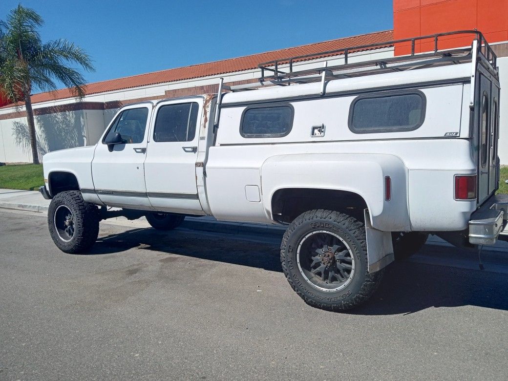Square Body 1989 Chevy K30 4x4 Truck Turbo Diesel