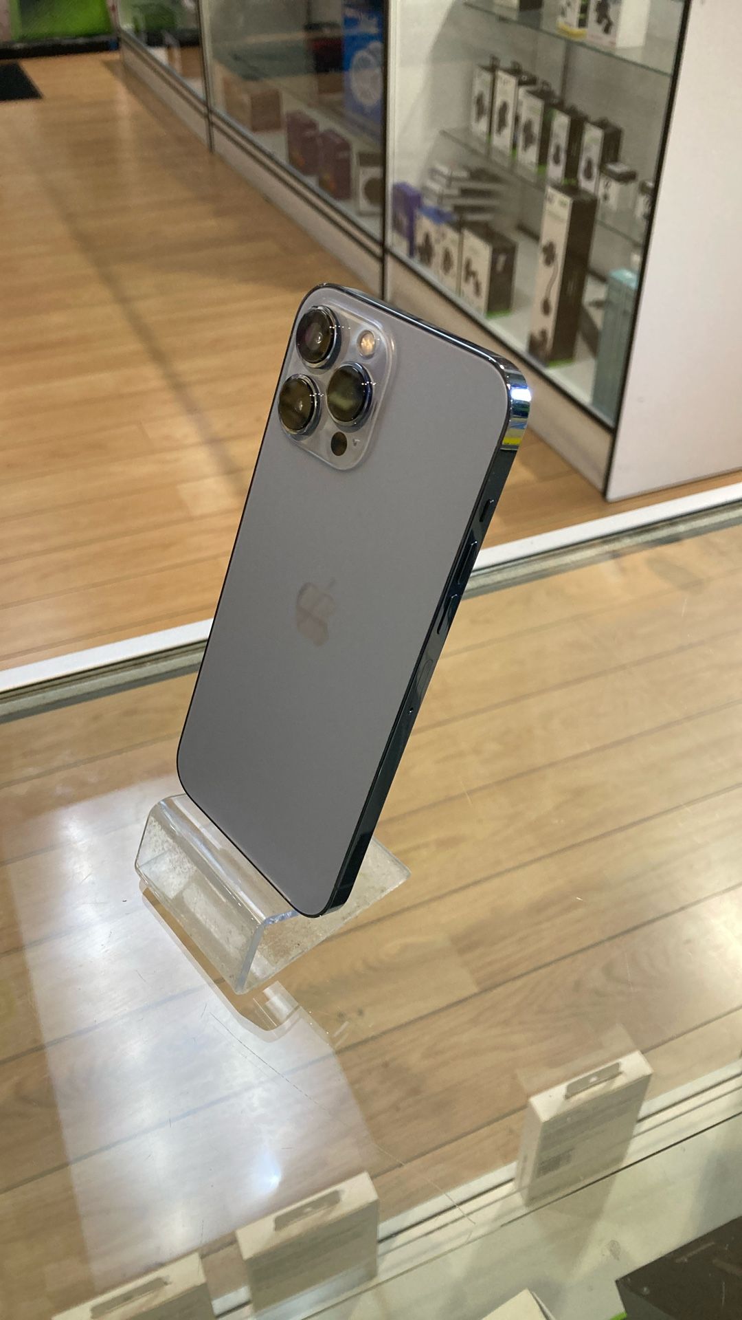 Apple iPhone 13 Pro Max 256gb Sierra Blue Factpry Unlocked/ Liberado De Compania