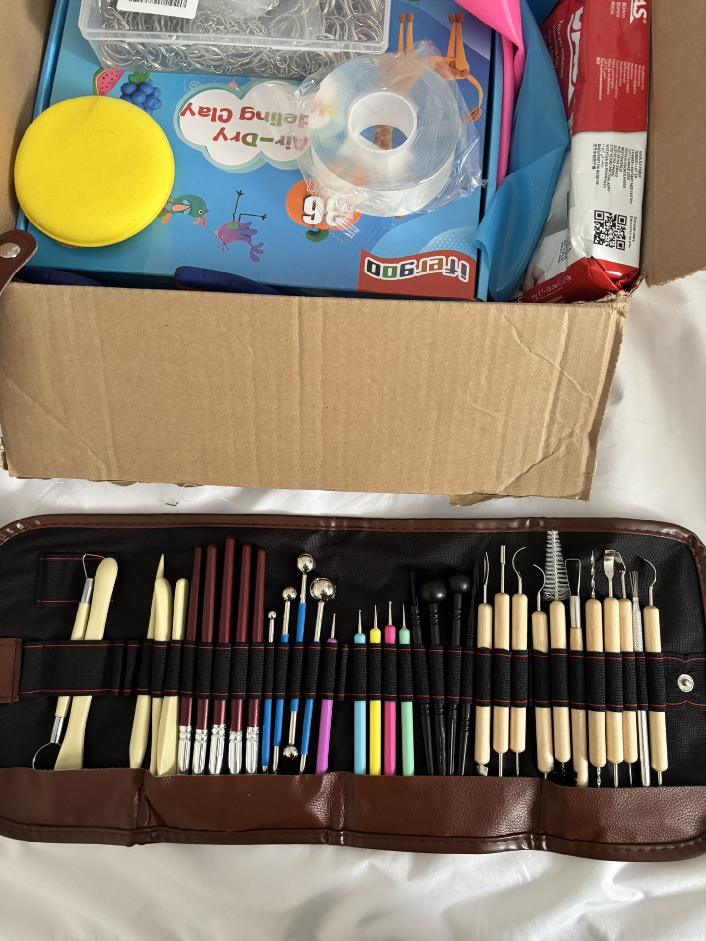 Air Dry Modeling Clay and Accessories