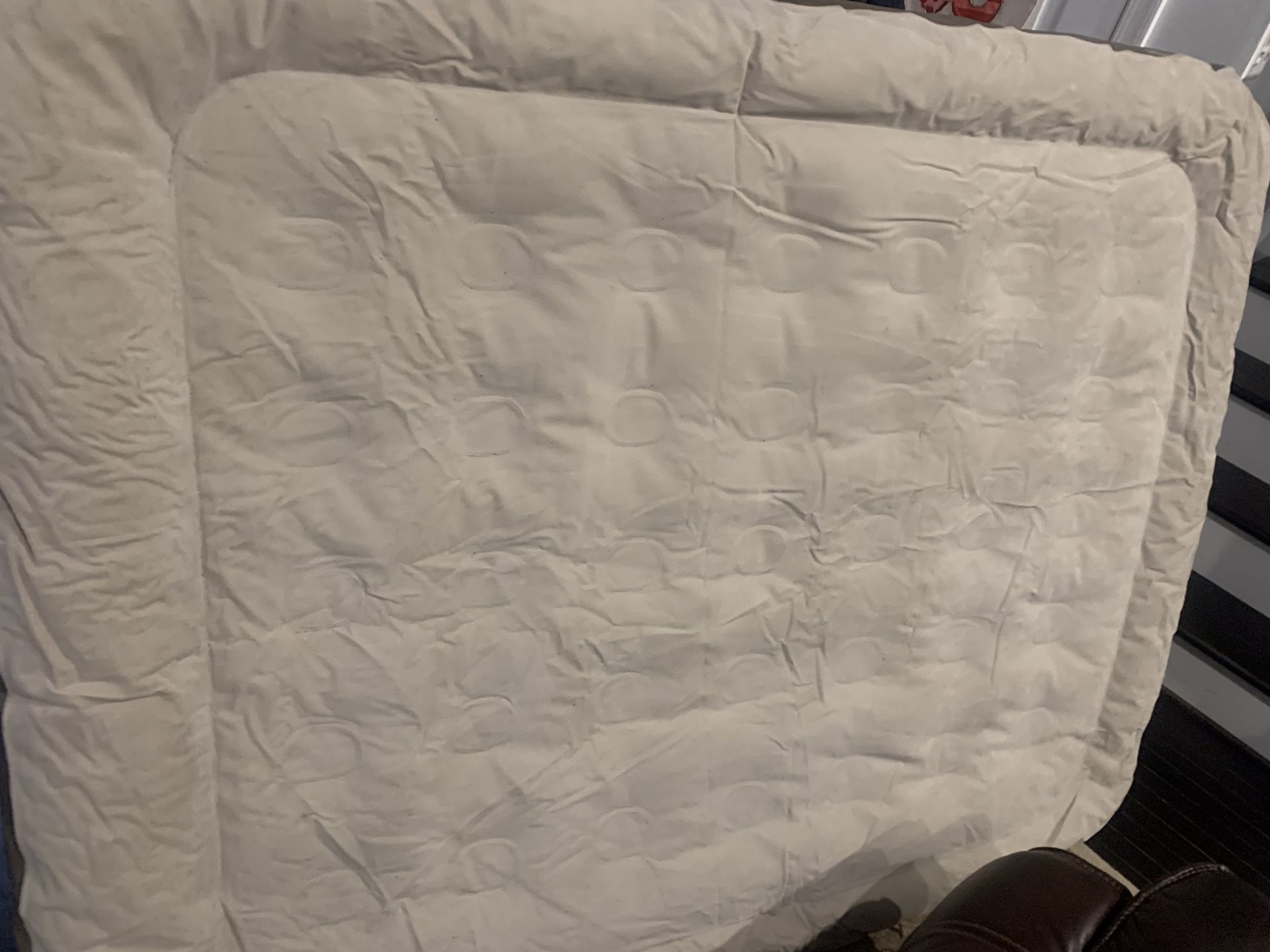New Coleman Queen Air mattress for Sale in Annandale, VA OfferUp
