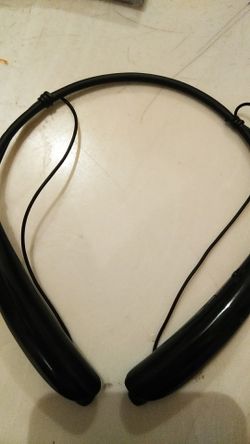 Lg 750 head phones