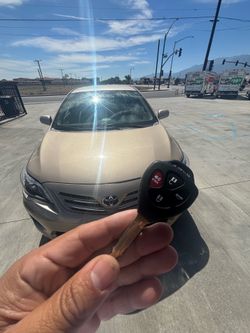 Llaves de autos / car keys and remotes