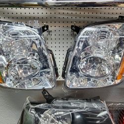 Headlights Set for 2007-2013  Gmc Yukon