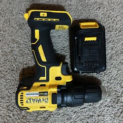 Dewalt Drill ⭐️GOOD⭐️
