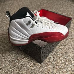 air Jordan 12 retro ‘Cherry’ size 5.5Y/7W