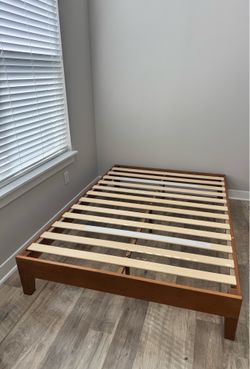 All Modern - Amaryn Solid Wood Platform Bed