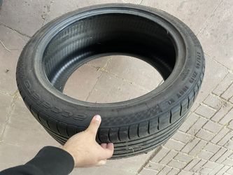 Accerla Tire