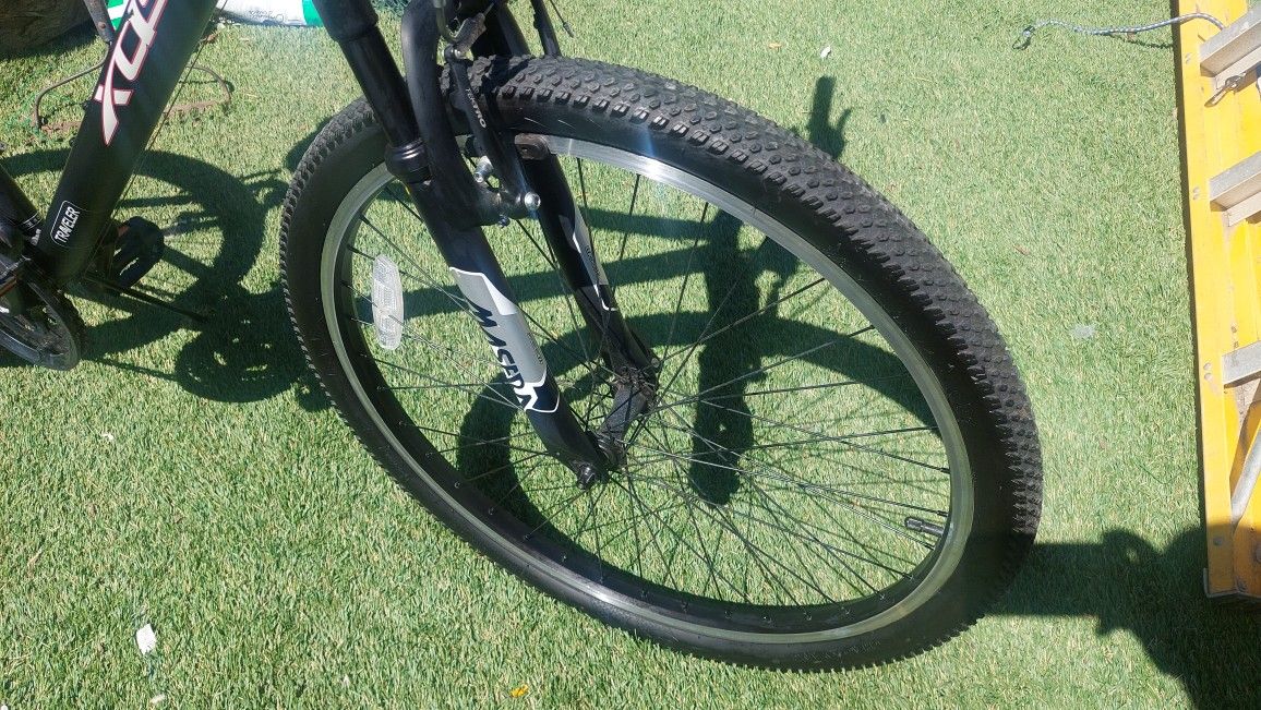 XDS
Mens
26"Mountain
Bike
/Matte
Black