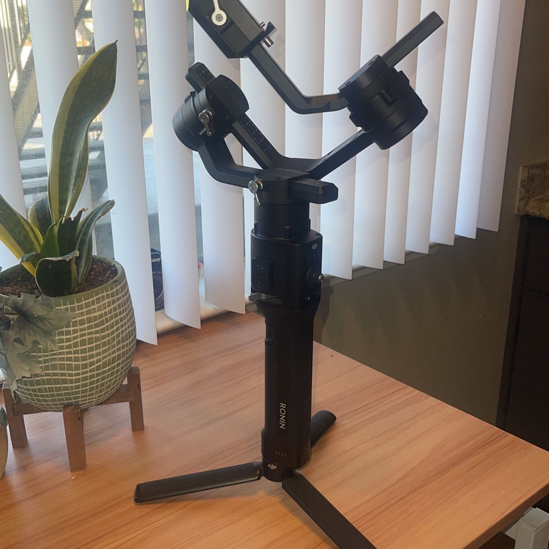 DJI Ronin-S Gimbal
