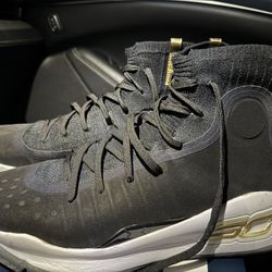 Curry Size 13. Talla 13