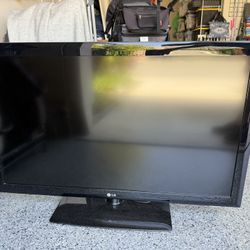 42 Inch LG TV