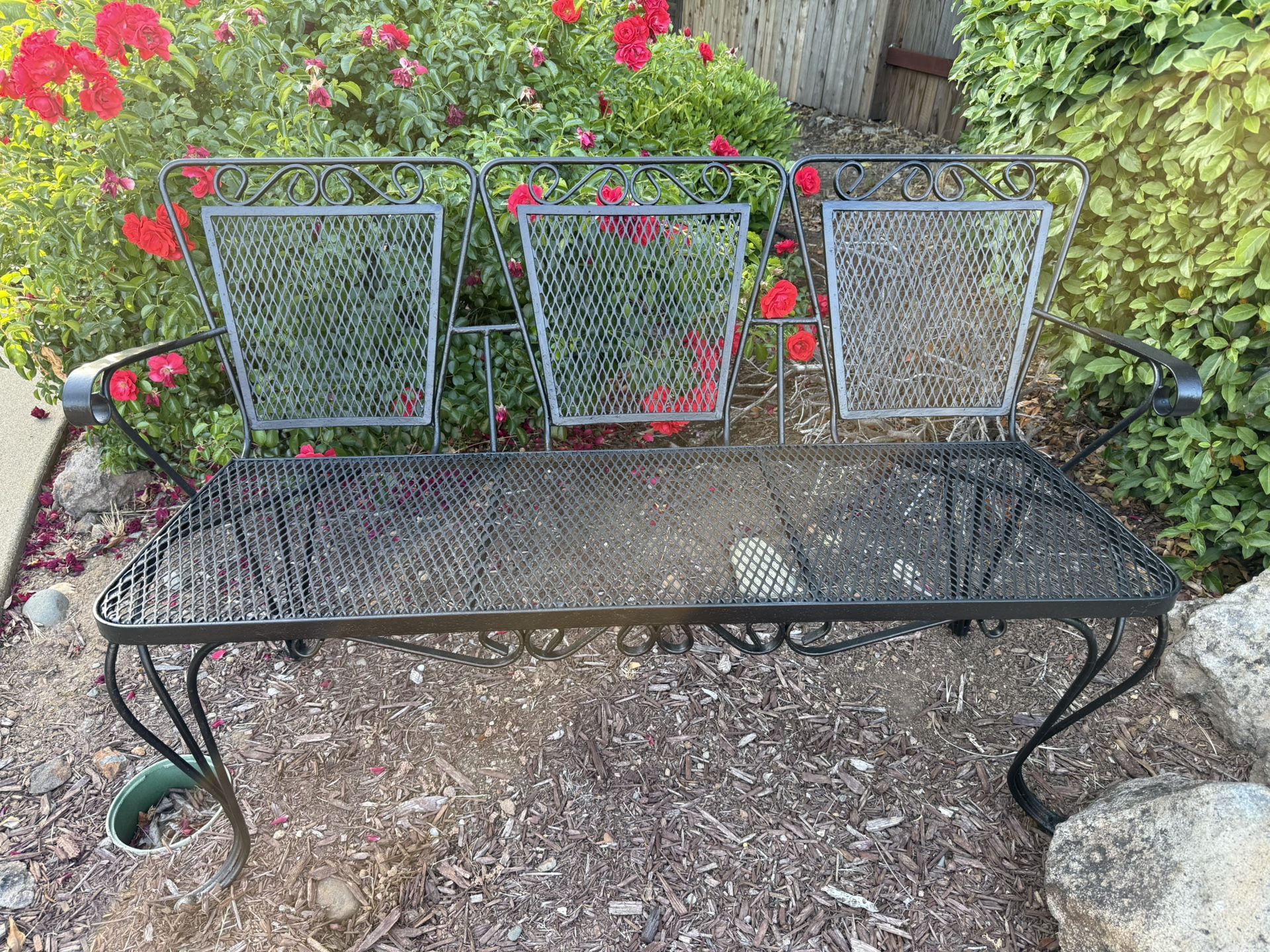 Vintage Heavy Wrought Iron Patio Garden Bench, Recently painted 51”L x 22”D x 30.5”H Seat height 17”H Price is firm, no holds, cash only, pick up in