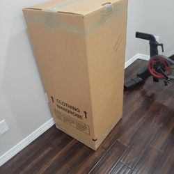 Free Moving Boxes