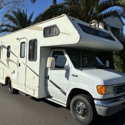 04 Thor Sport Motorhome