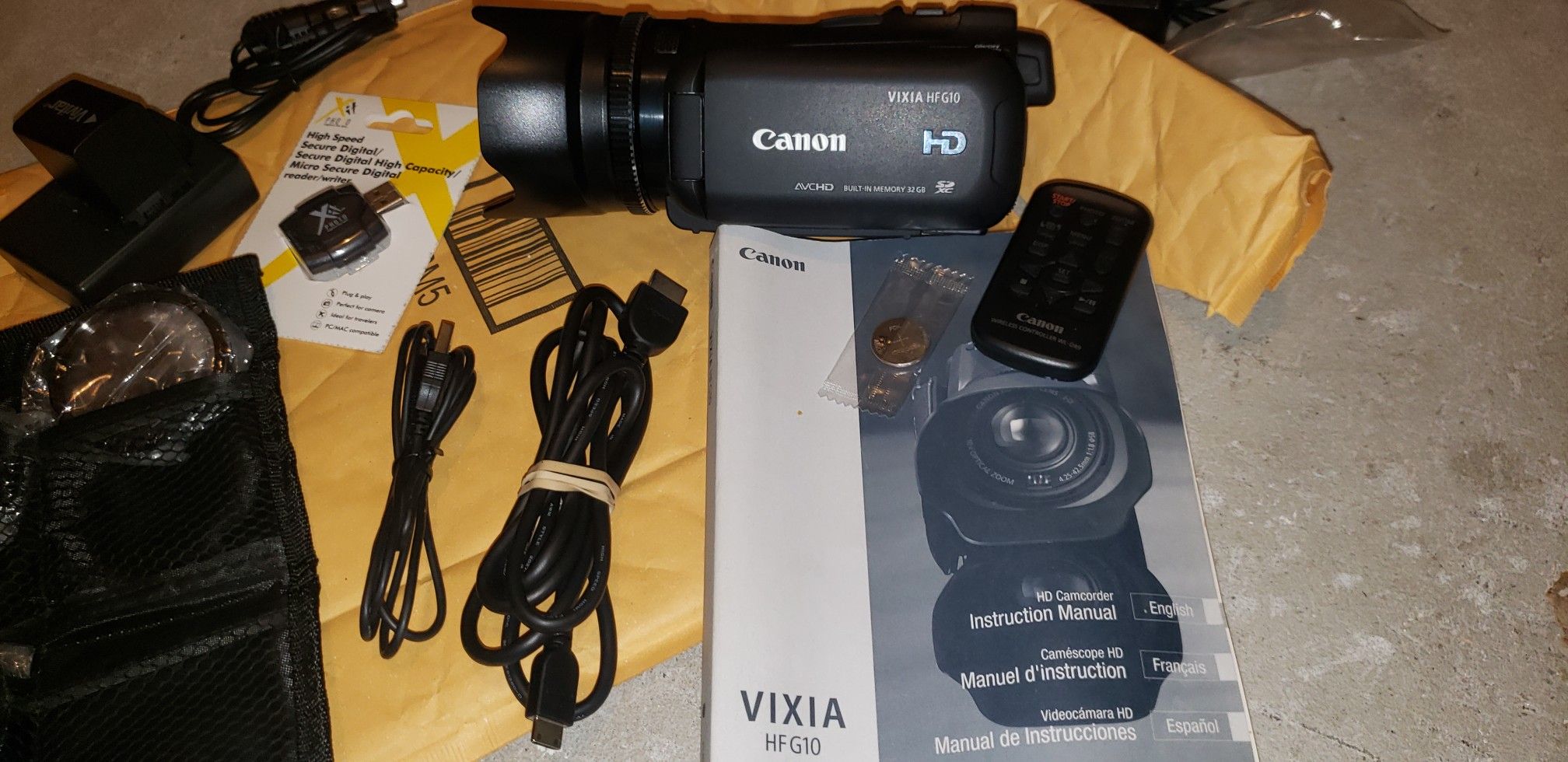 Canon Vixia HFG10 movie camera