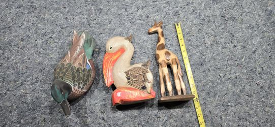 Handcrafted animal sculptures Giraffe, Pelican, Duck
