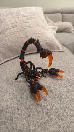 Schleich Eldrador Creatures - 8" Lava Scorpion Action Figure - Movable Scorpion Toy for Boys and Girls - Mythical Creature Figurine - Durable Fantasy 