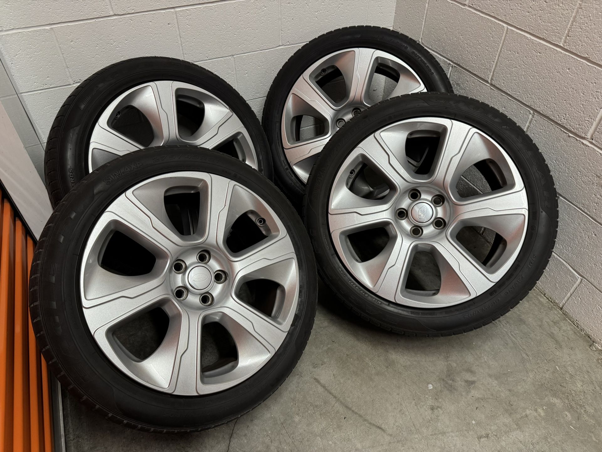 RANGE ROVER Wheels 21