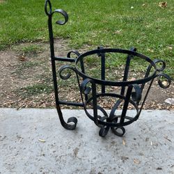 Black Metal Planter
