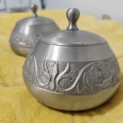 2 never used iron jars/container with lid.