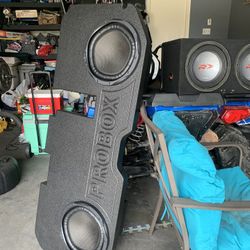 Subwoofer/speakers 