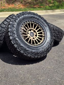 New 17" BASTA wheels 6x139.7 and tires