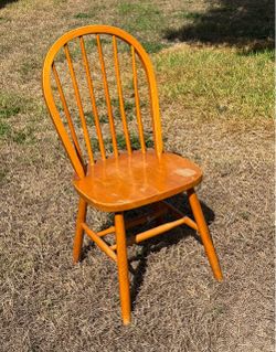 Vintage Windsor style side chair